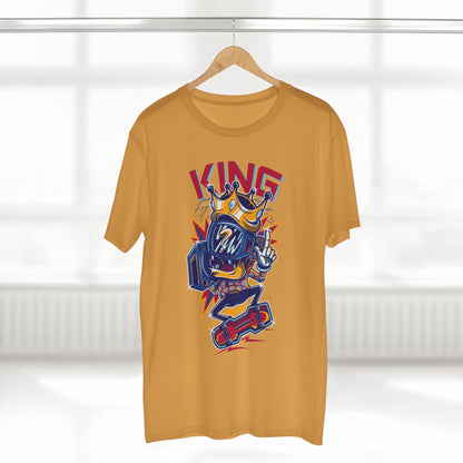 King Skateboarder Graphic Tee — Retro Streetwear Skateboard T-Shirt