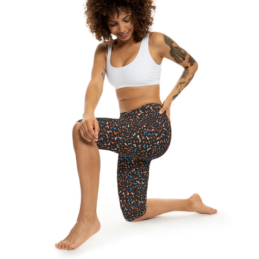 Capri Leggings — Colorful Abstract Leopard Print Capri Leggings for Women