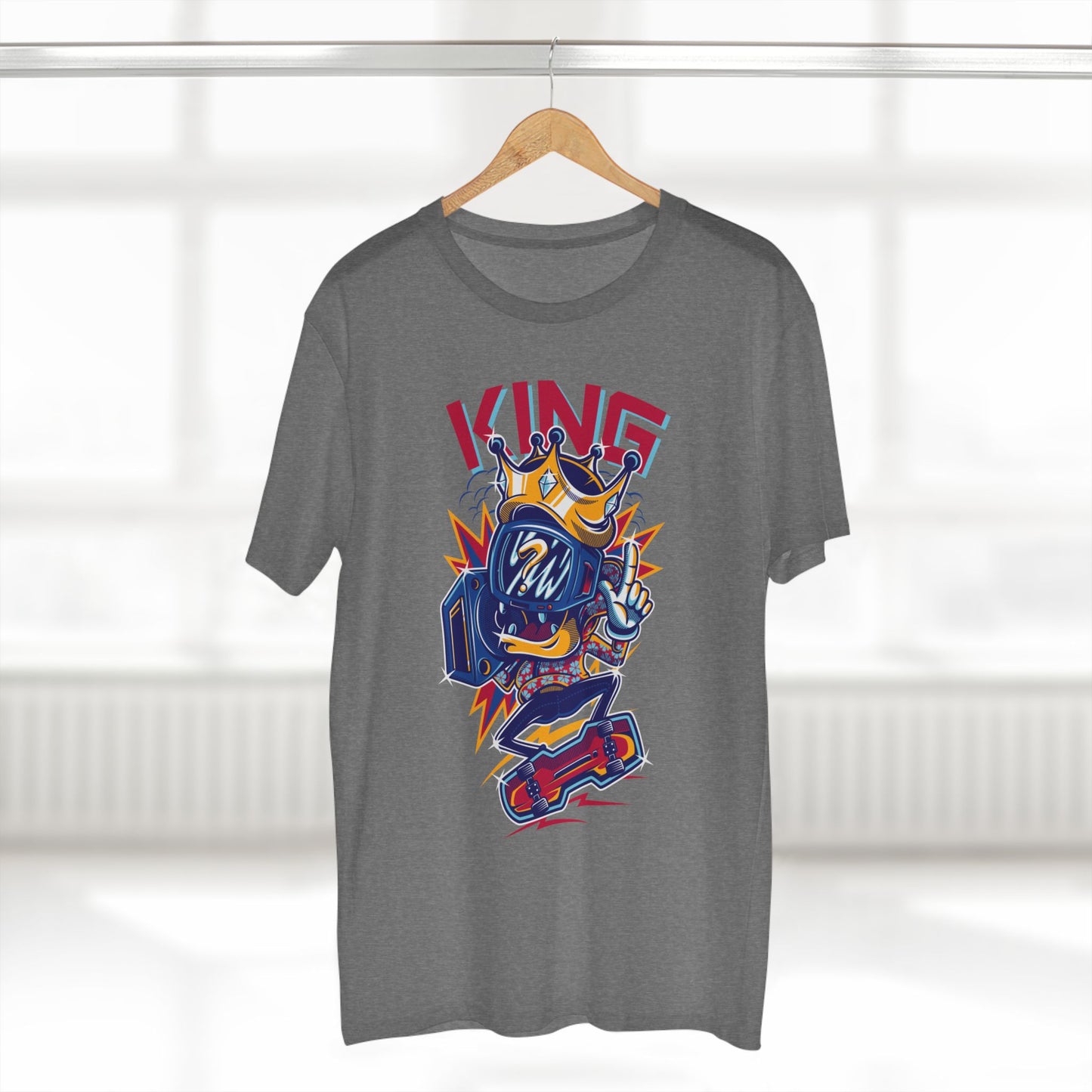 King Skateboarder Graphic Tee — Retro Streetwear Skateboard T-Shirt